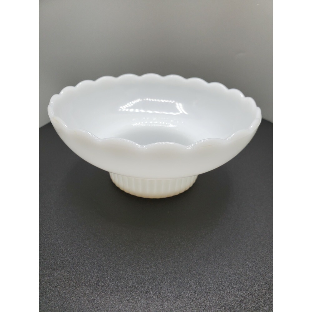 Vintage E. O. BRODY CO. M2000 White Milk Glass PEDESTAL Candy Dish or Fruit Bowl